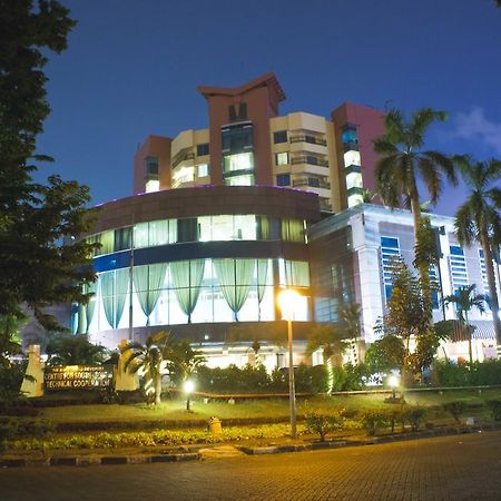 Nam Center Hotel Kemayoran Джакарта Экстерьер фото