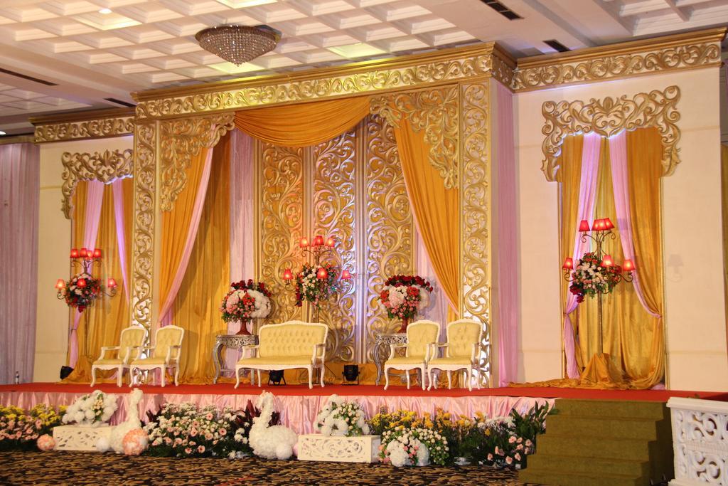 Nam Center Hotel Kemayoran Джакарта Экстерьер фото