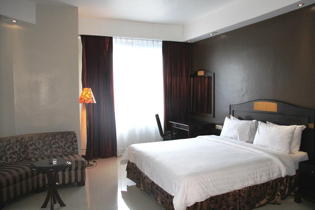 Nam Center Hotel Kemayoran Джакарта Экстерьер фото