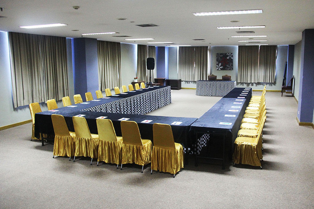 Nam Center Hotel Kemayoran Джакарта Экстерьер фото
